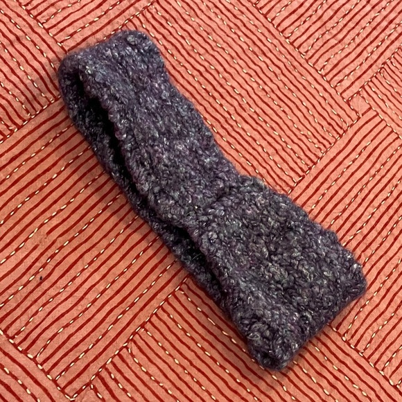 Vintage Cozy Purple Knit Headband - Picture 3 of 8